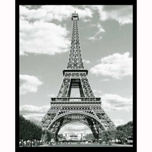Eiffel Tower - Black and White